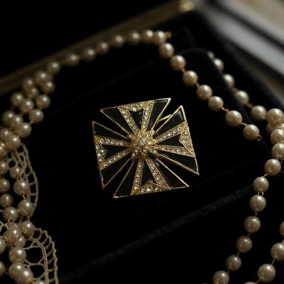 Vintage 1940s Black Enamel & Rhinestone Maltese Cross Brooch/Pendant Enhancer - Picture 1 of 6
